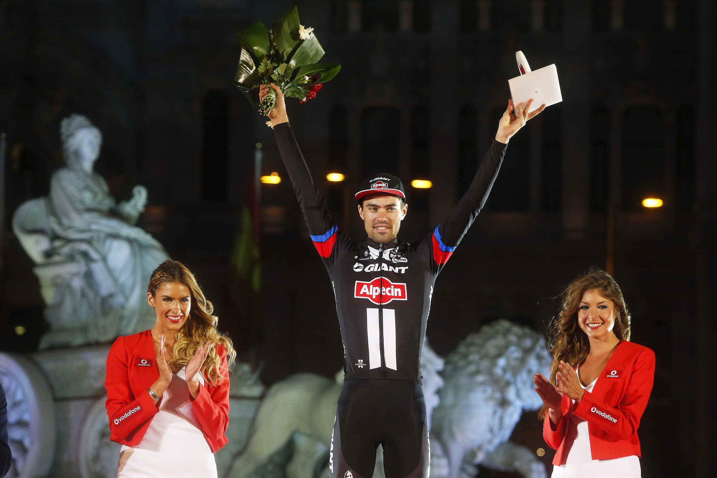 Tom Dumoulin Valt In De Prijzen Op UCI Gala De Morgen