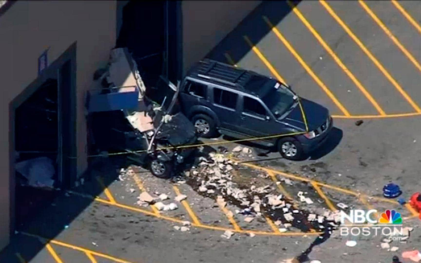 Auto rijdt in op autoveiling nabij Boston: drie doden, twee zwaargewonden