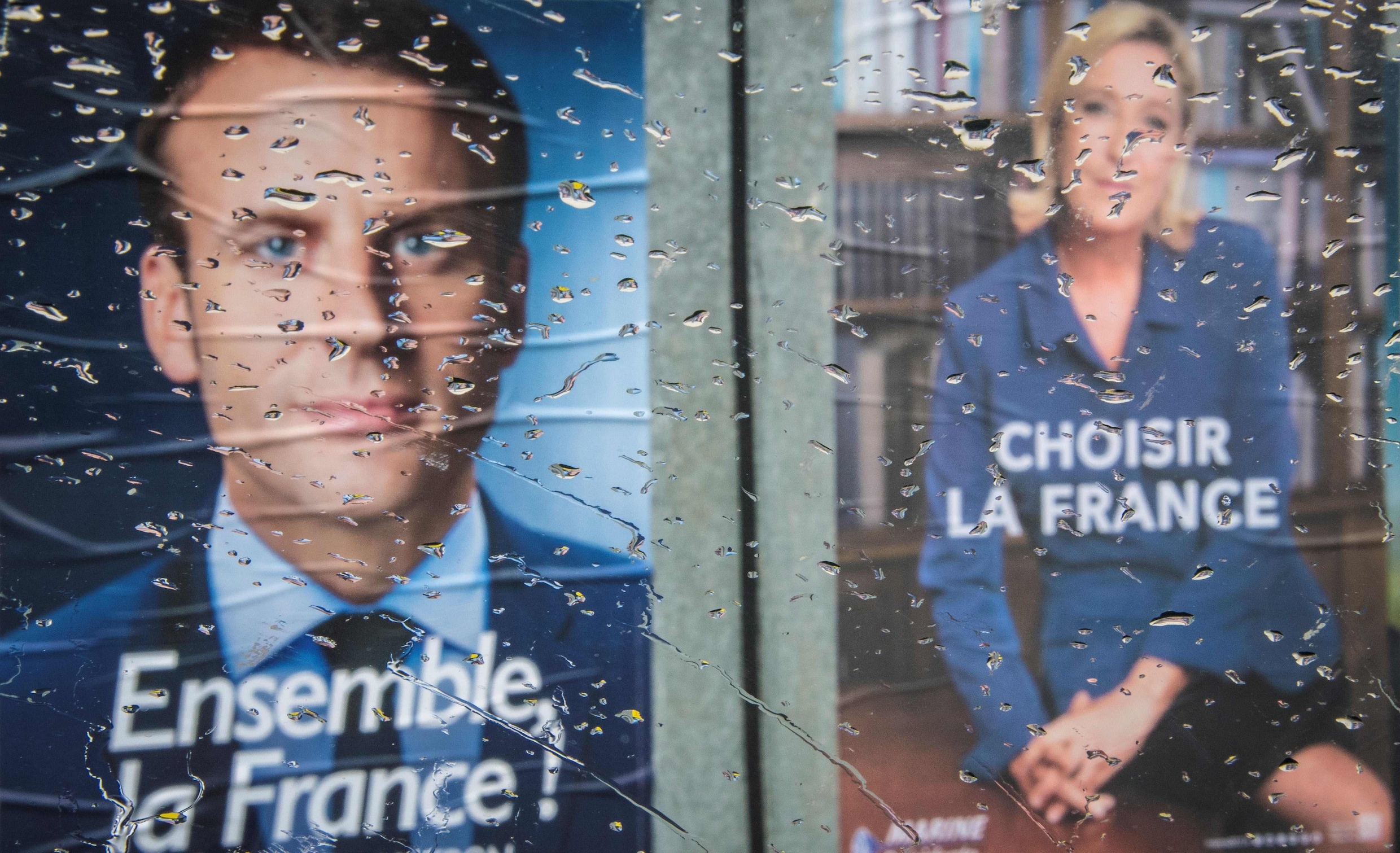 Franse media mogen inhoud gehackte mails Emmanuel Macron niet publiceren