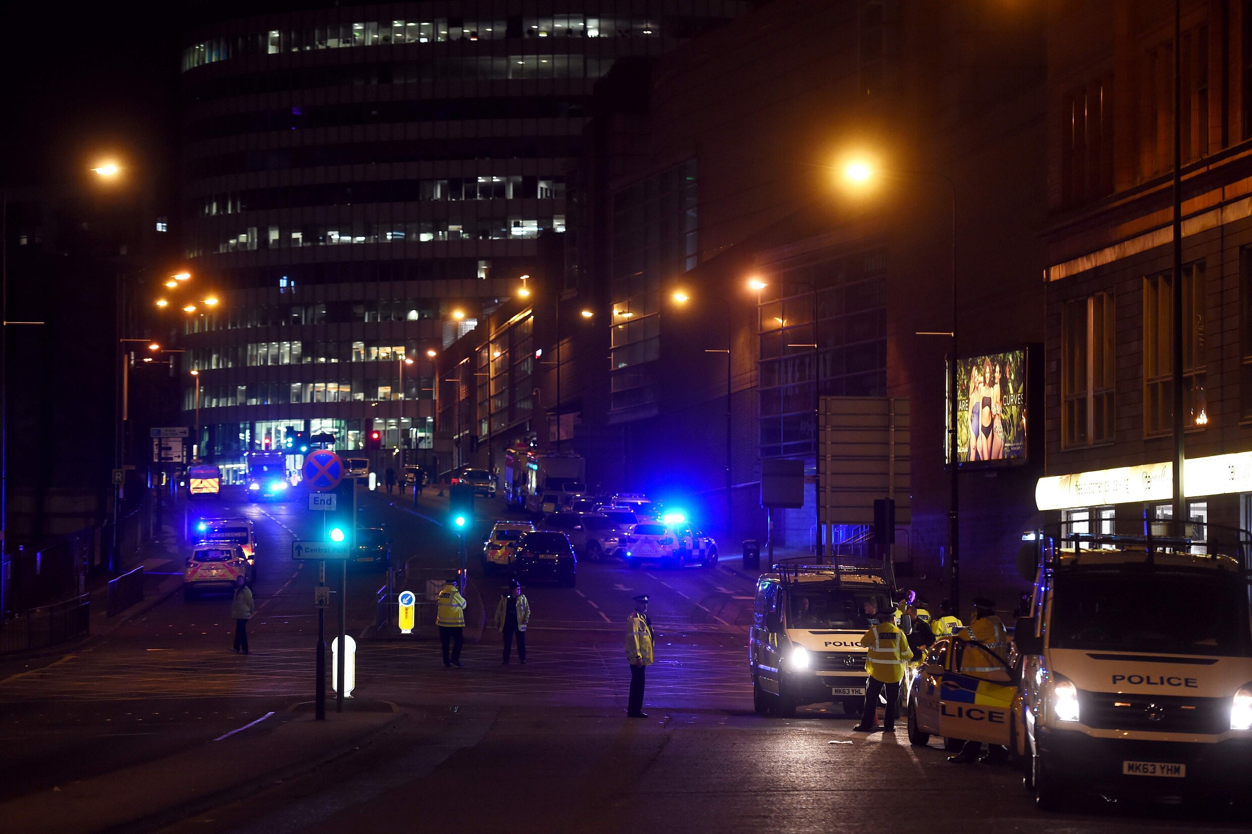 Ooggetuigen uit Manchester Arena: "Mensen werden vertrappeld op de grond"