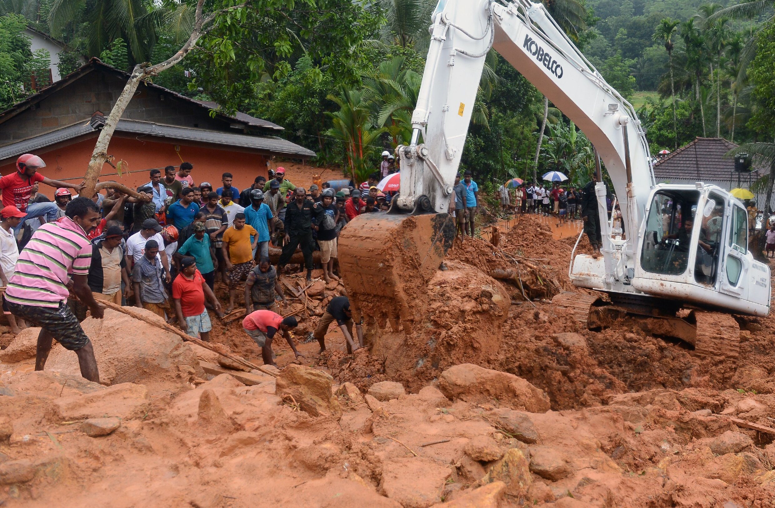 Dodental aardverschuivingen Sri Lanka loopt op tot 91