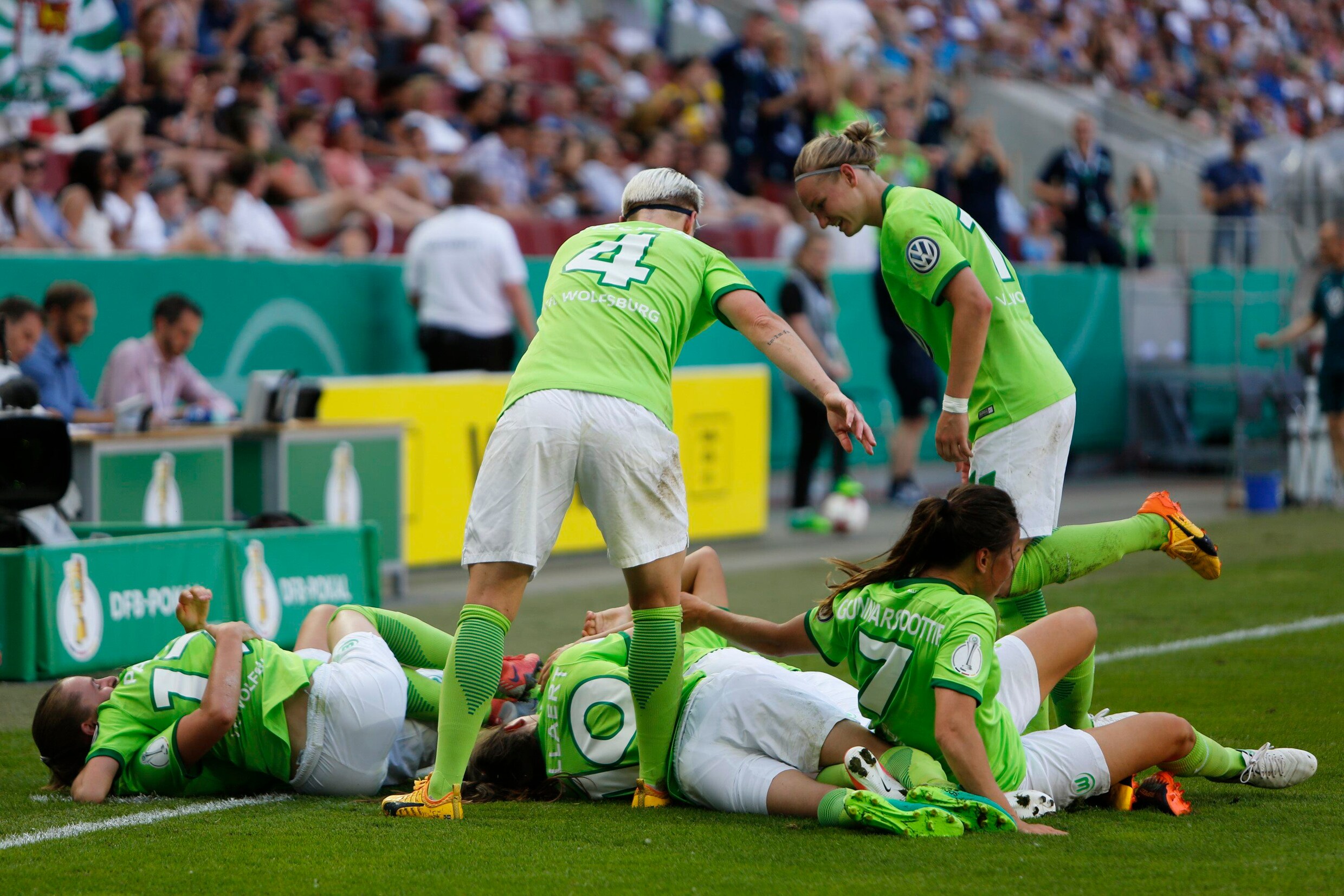 Tessa Wullaert pakt met Wolfsburg DFB-Pokal