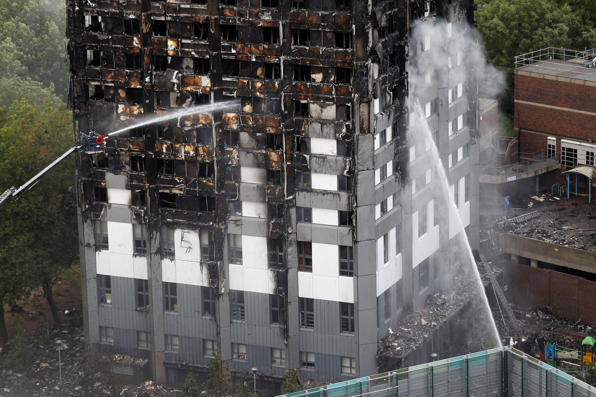 Hoofd Londense politie hoopt dat dodental brand onder de 100 blijft