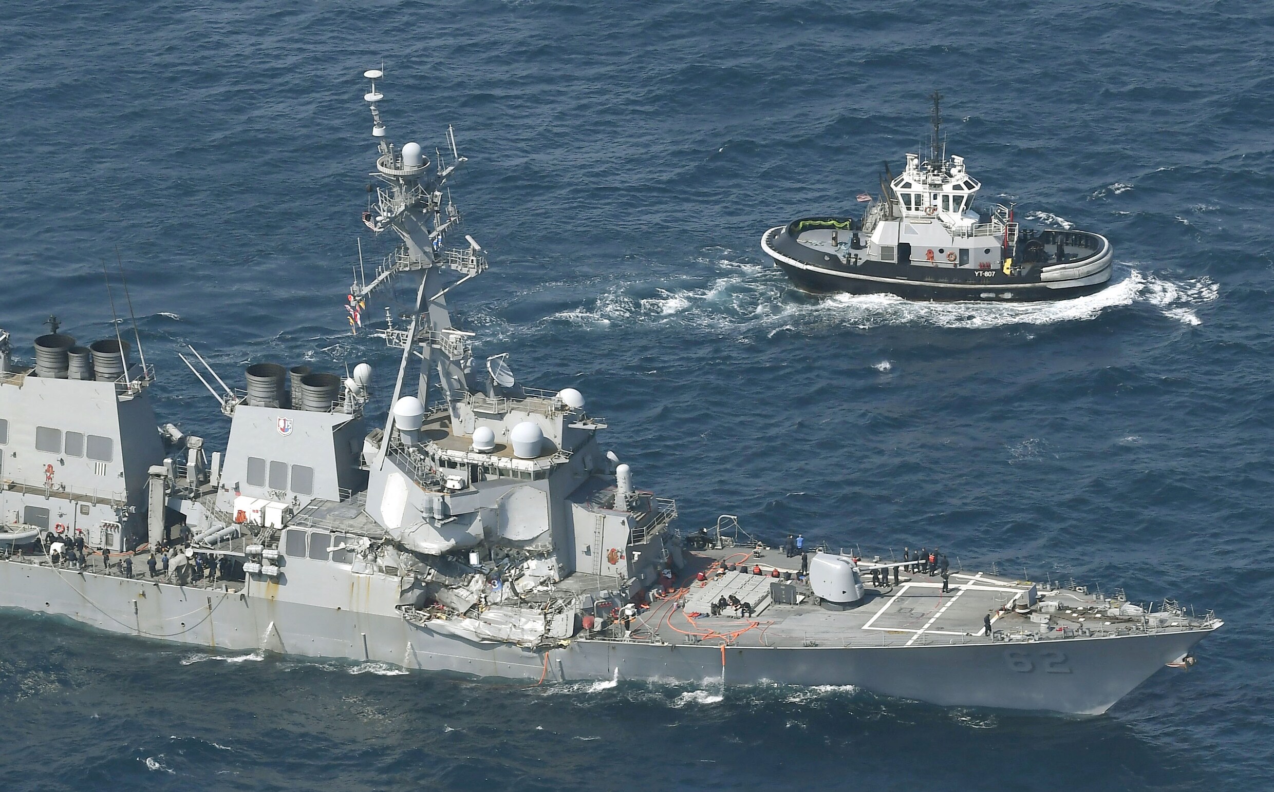 7 vermisten na botsing tussen Amerikaans oorlogsschip en Filipijns containerschip