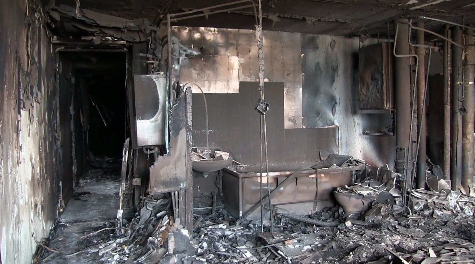 Dodentol brand flatgebouw Londen blijft stijgen: "Wellicht 79 doden"