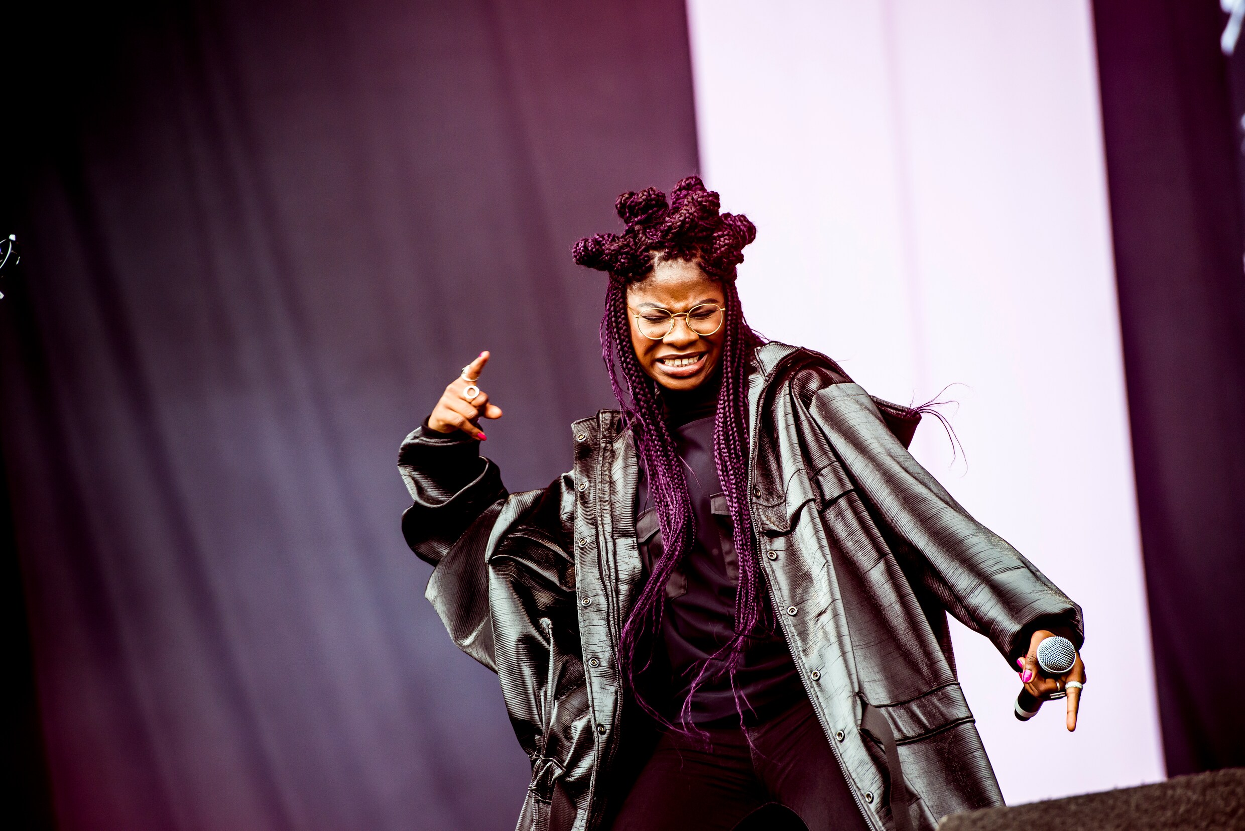 'Hyped as fuck': Coely schudt Rock Werchter wakker | De Morgen