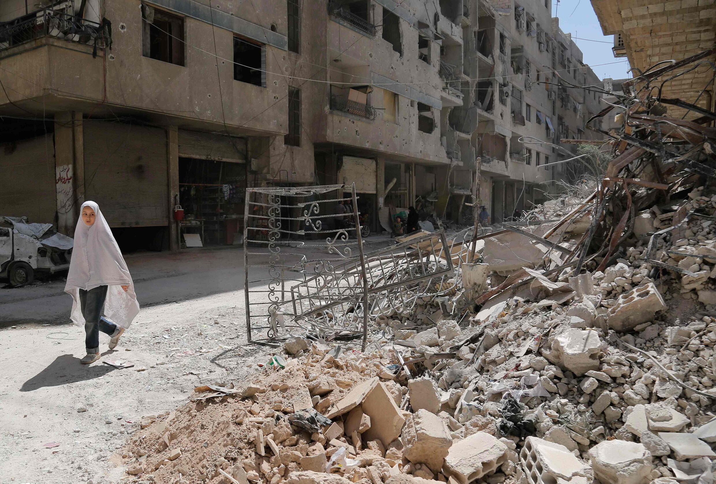 1 dag na staakt-het-vuren bombardeert Syrische leger veilige zone
