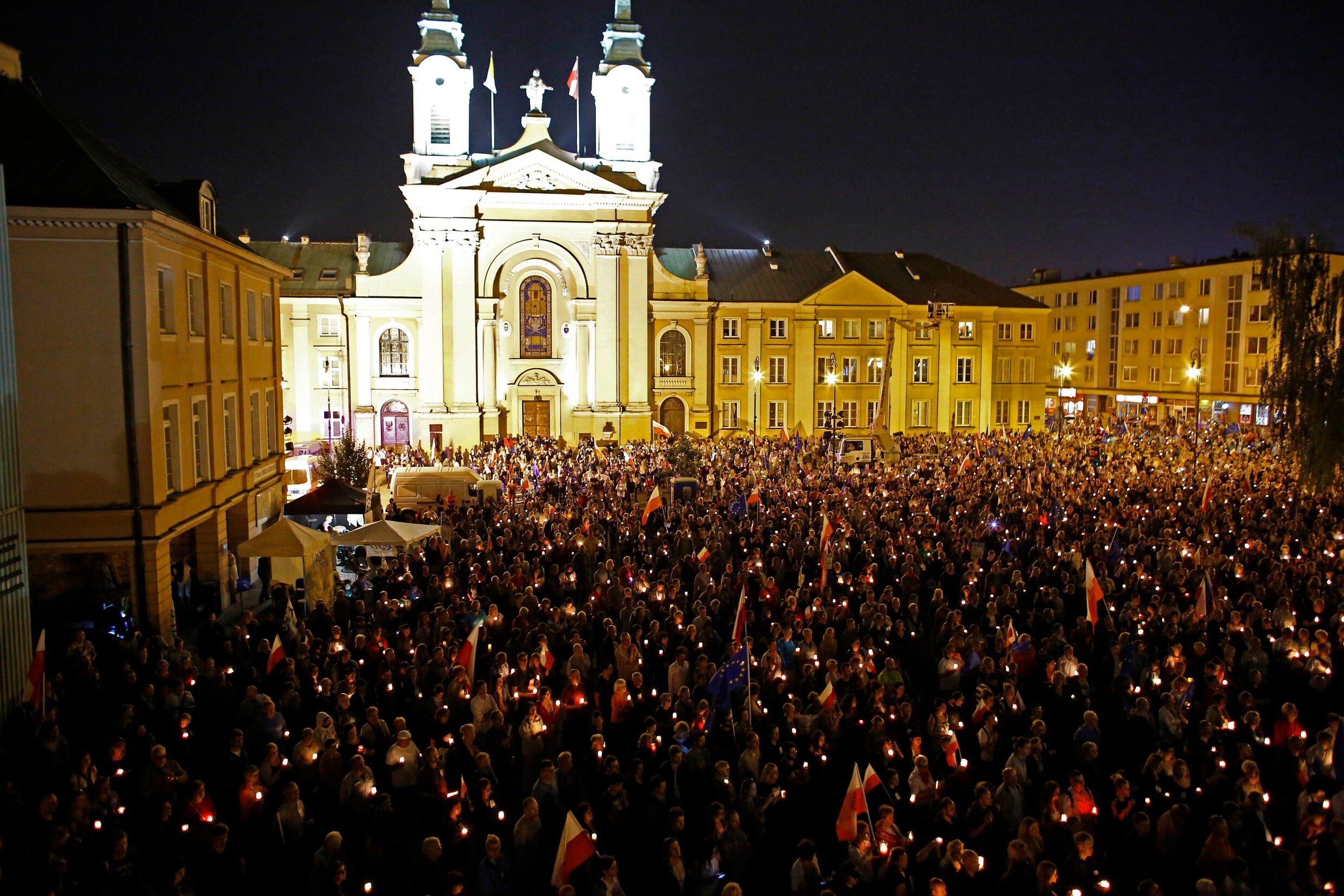 Opnieuw duizenden Polen op straat tegen justitiehervorming