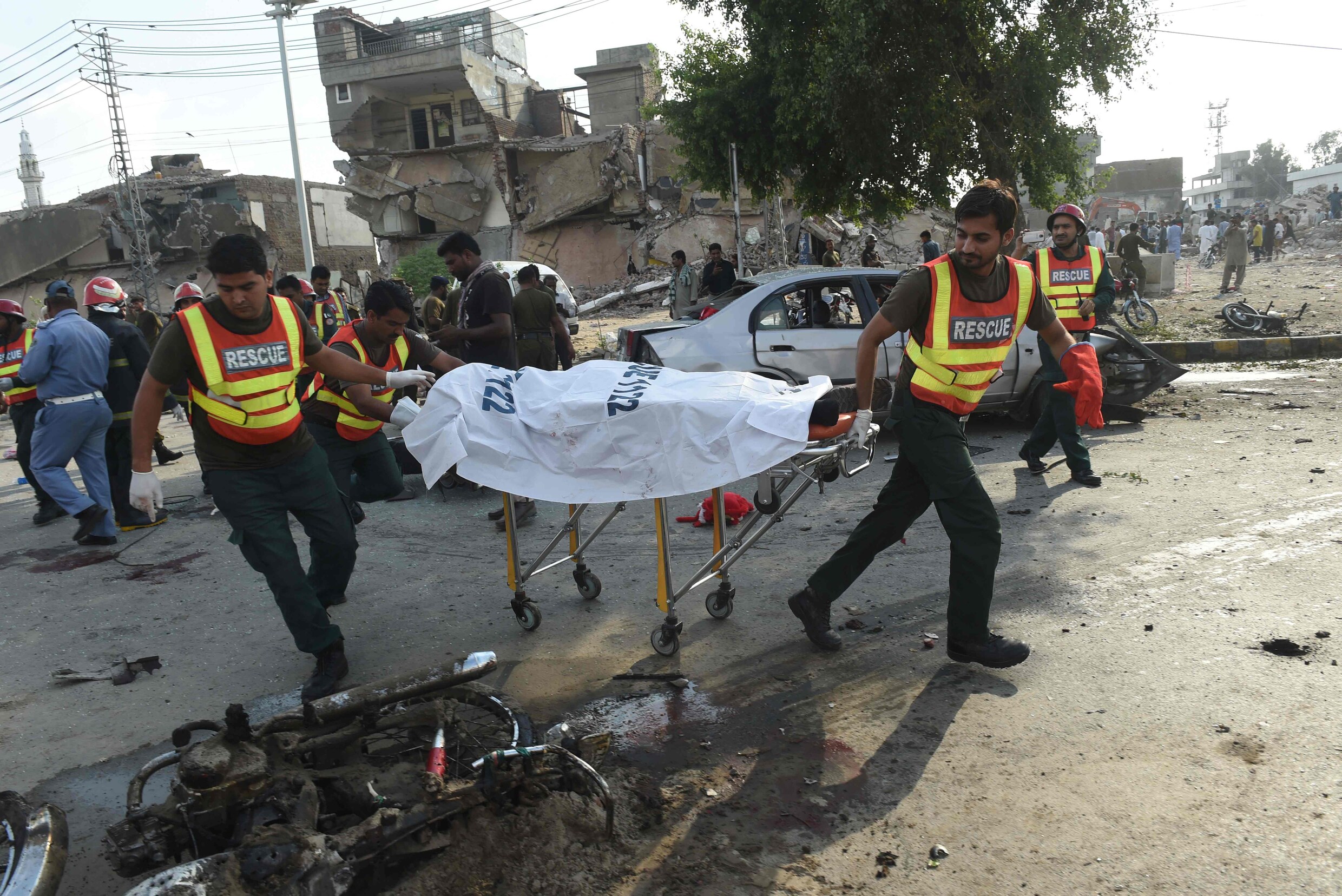 Zeker 26 doden bij bomexplosie in Pakistaans Lahore