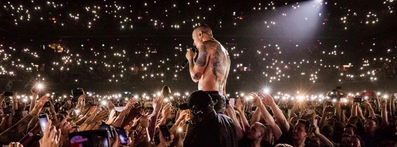 Linkin Park schrijft brief aan Chester: "Onze harten zijn gebroken"
