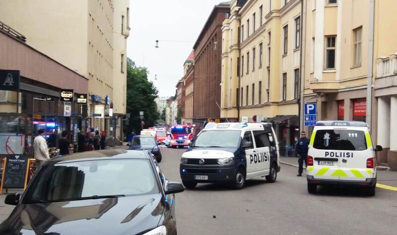 Auto rijdt in op voetgangers in Helsinki: zeker één dode