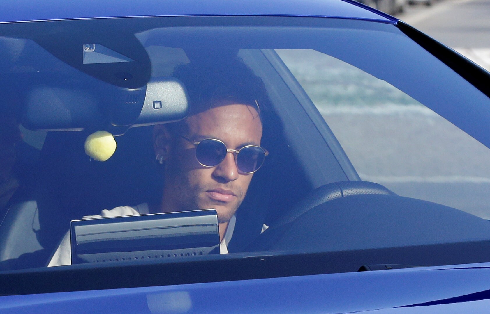 PSG legt komende uren geld op tafel en stelt Neymar eind deze week voor