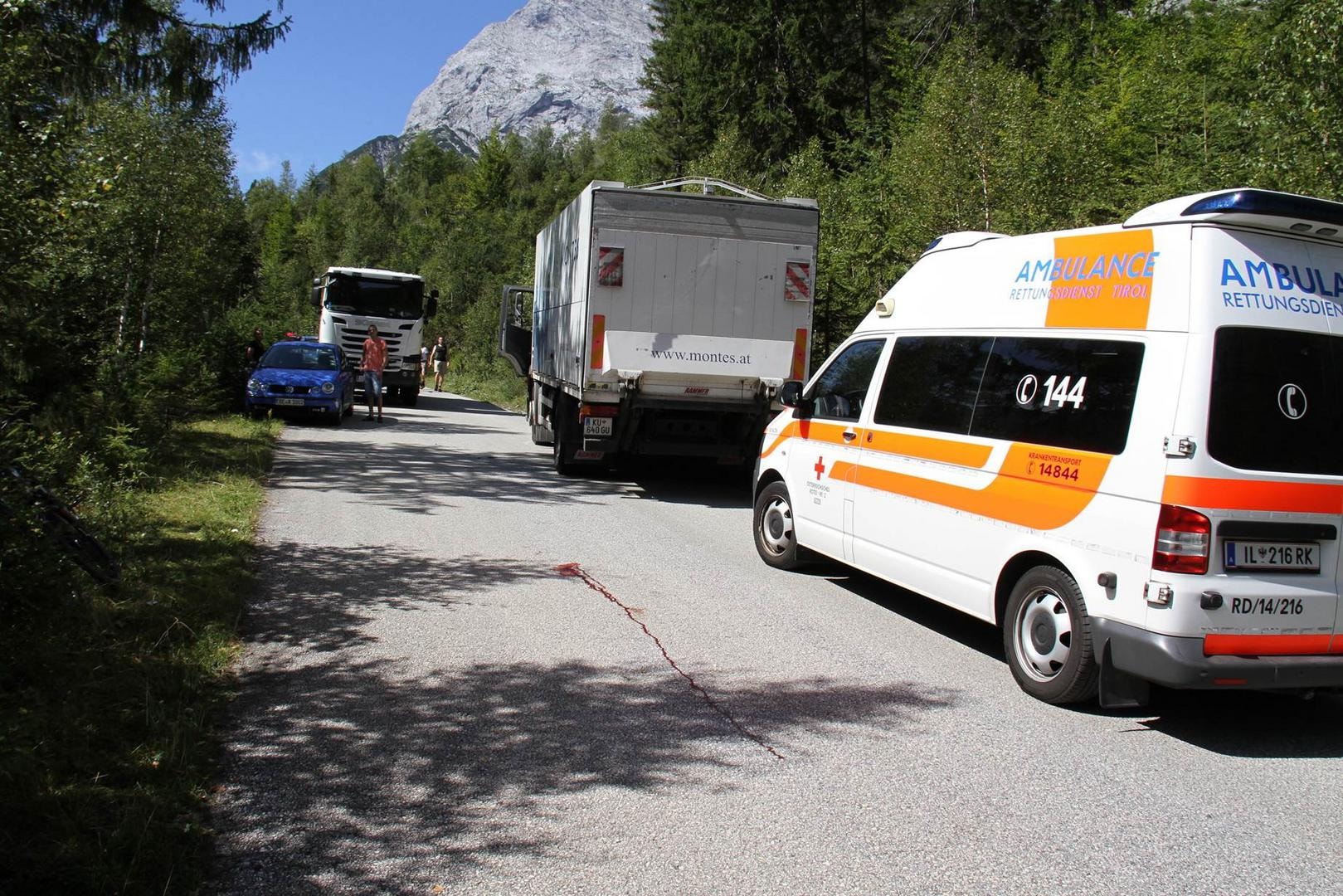 Belgische fietser (72) zwaargewond na botsing met vrachtwagen in Oostenrijk