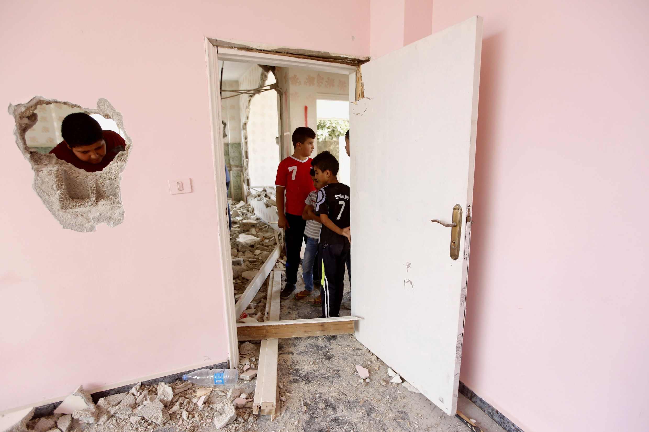 Israëlisch leger vernielt huis van Palestijn die drie Israëliërs doodde