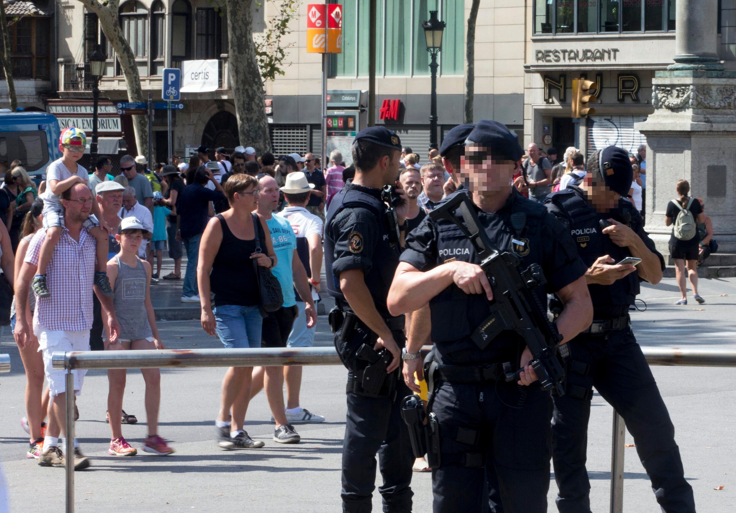 "Terroristen willen paniek zaaien door terreurdaad zo lang mogelijk te rekken"