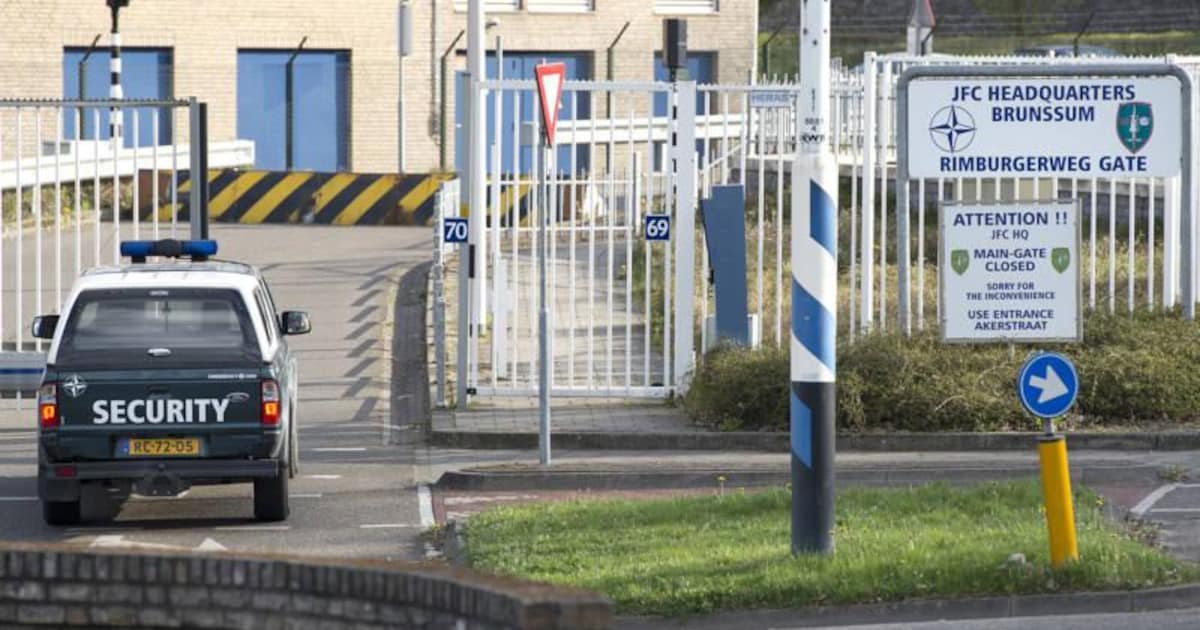 Live - Meldingen van drones bij NAVO-basis en Maastricht Aachen Airport