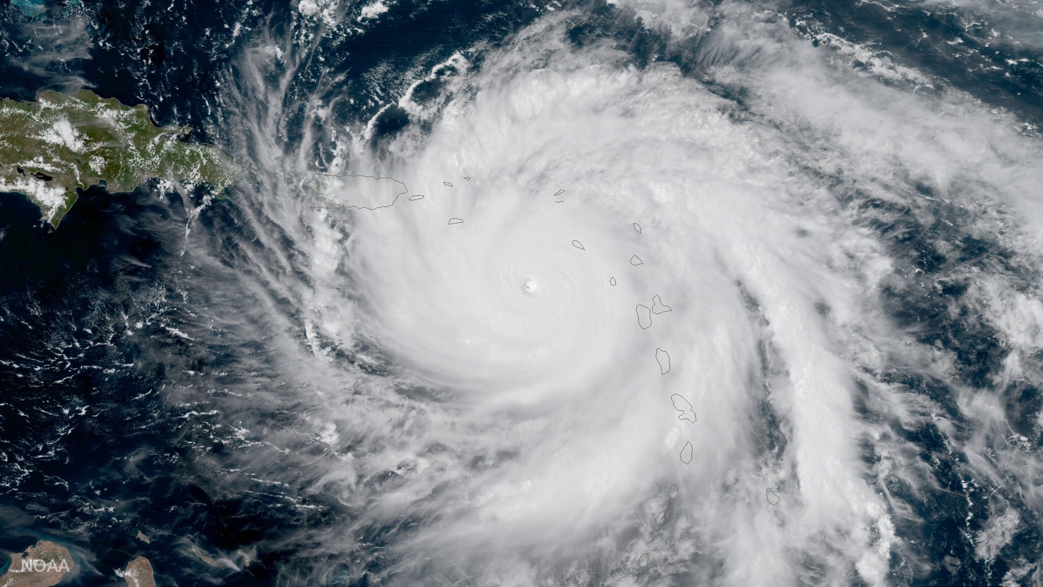 Orkaan Maria spaart Sint-Maarten, raast op Puerto Rico af