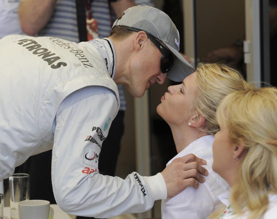 Nieuwe hoop voor Michael Schumacher? Vrouw Corinna laat 'Schumi' naar Texas overvliegen
