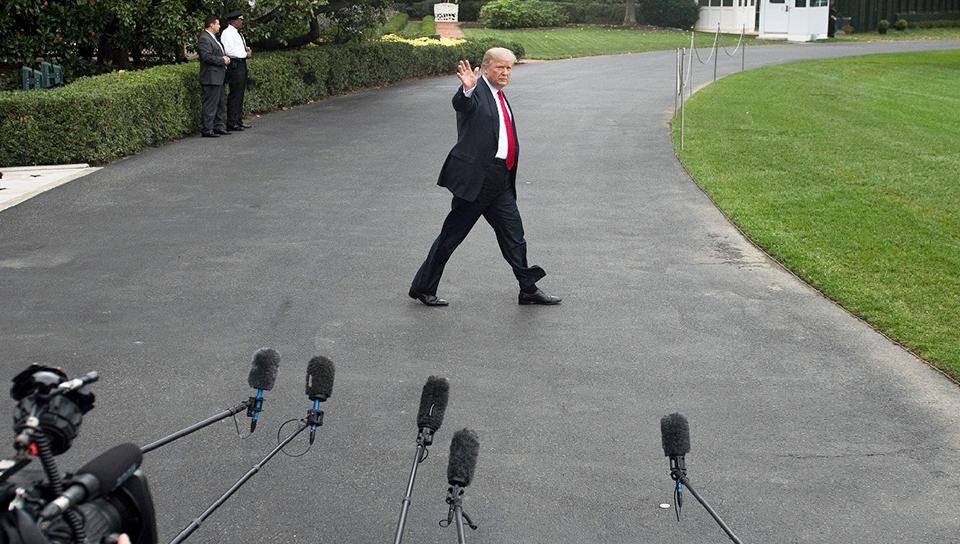 Trumps oorlog met de media escaleert: "Walgelijk dat de pers mag schrijven wat ze wil"