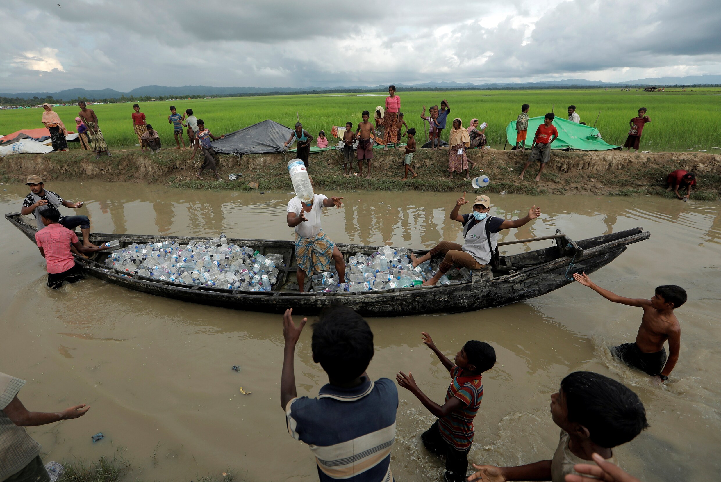Amnesty levert nieuwe bewijzen voor vervolging Rohingya in Myanmar: "Uiten van verontwaardiging volstaat niet langer"
