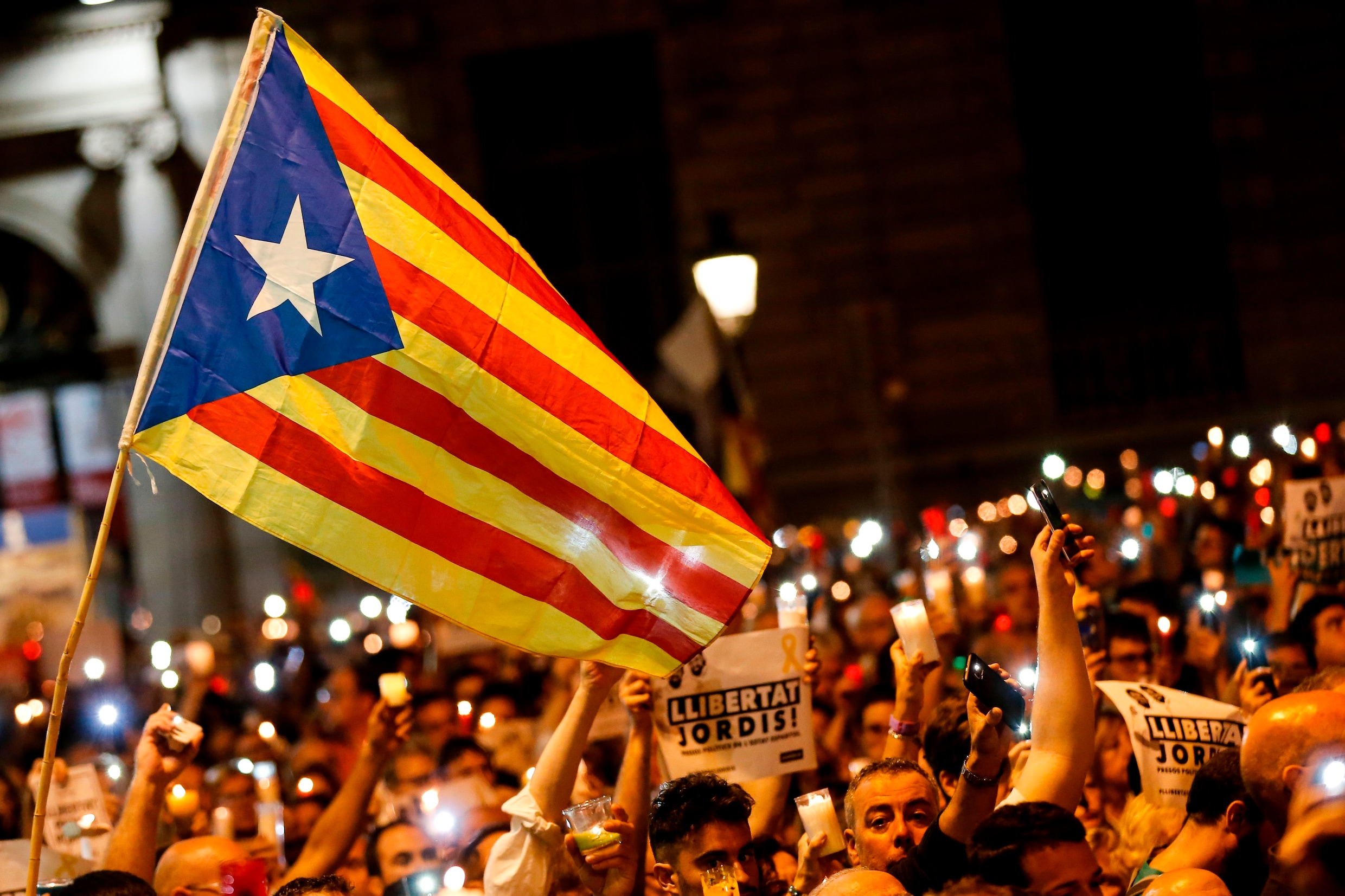 Dit moet u weten over het beruchte artikel 155, de "Spaanse politieke atoombom"