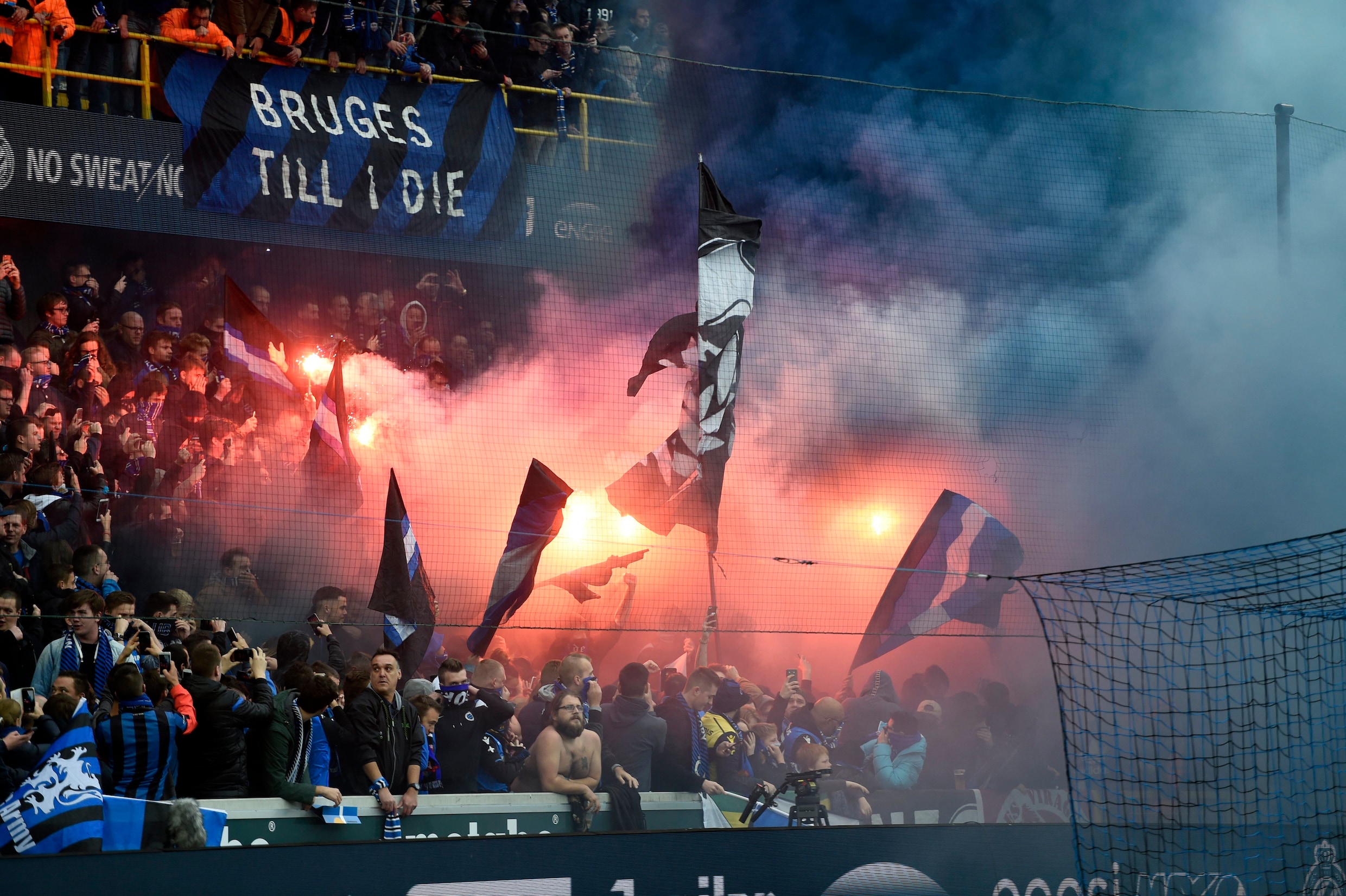 Nederlandse hooligans veroorzaken rellen na Club Brugge-Antwerp FC