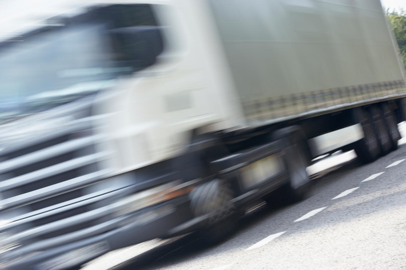 Bende smokkelde mensen van België naar Engeland: trucker zou 3.110 euro per persoon krijgen