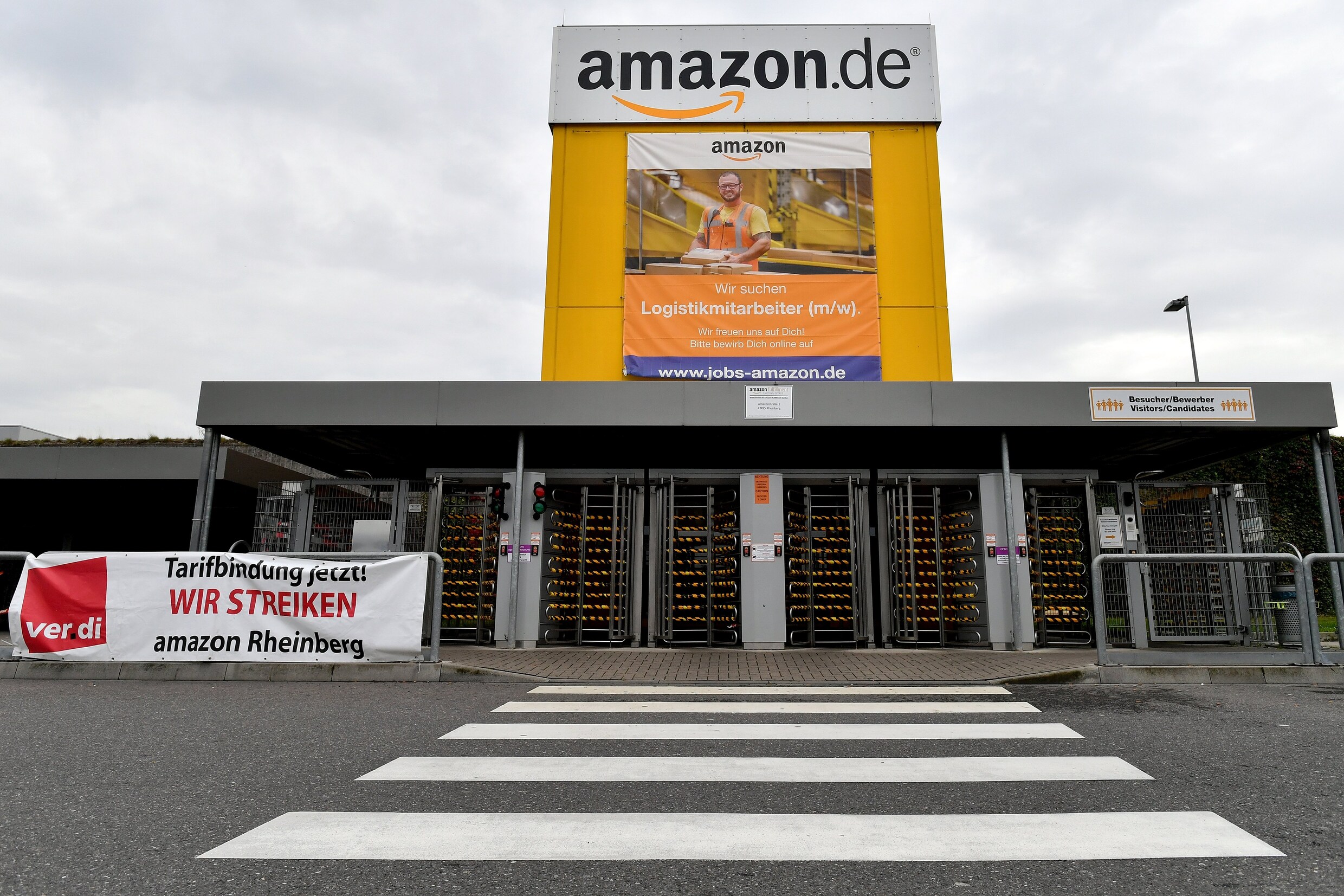 Personeel Amazon in Duitsland staakt op Black Friday