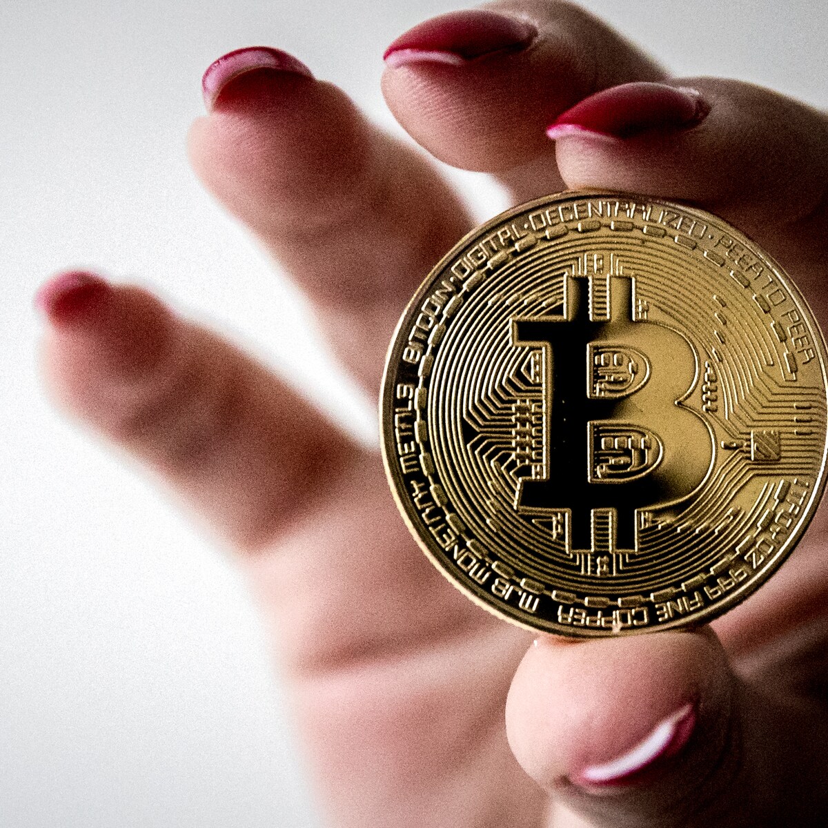 Mede-oprichter Bitcoin.com verkoopt alles: 