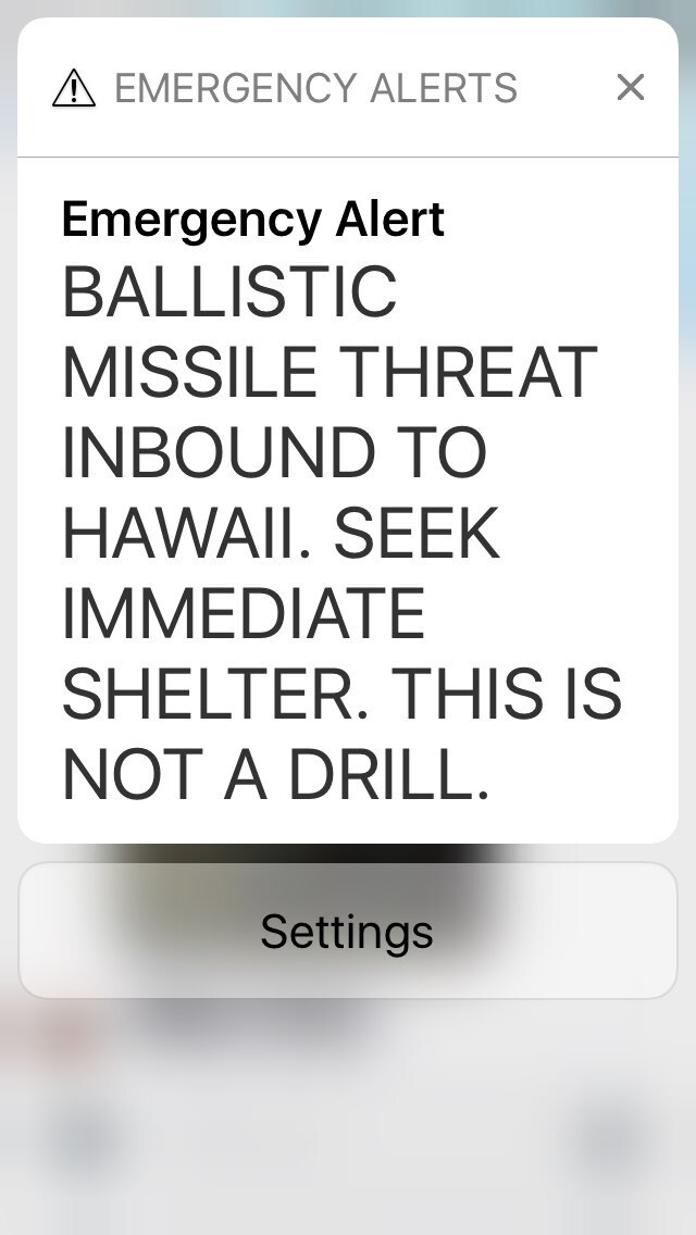 "Raket op komst, zoek dekking": zo kon één enkele werknemer heel Hawaï op zijn kop zetten