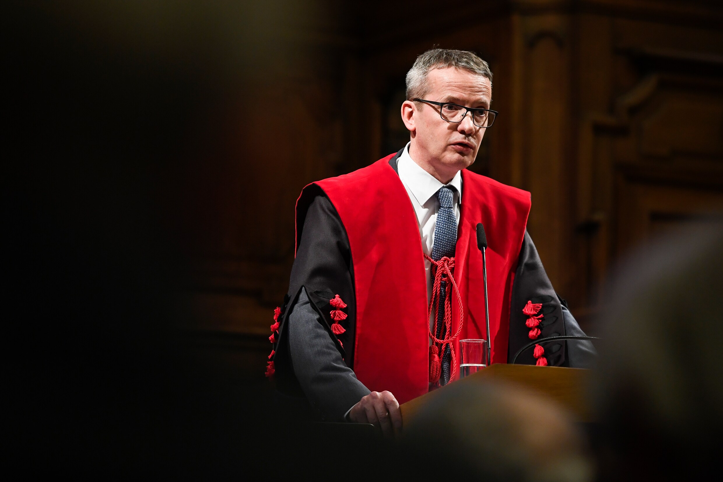 Moet de goegemeente weten wat een professor mispeutert? | De Morgen