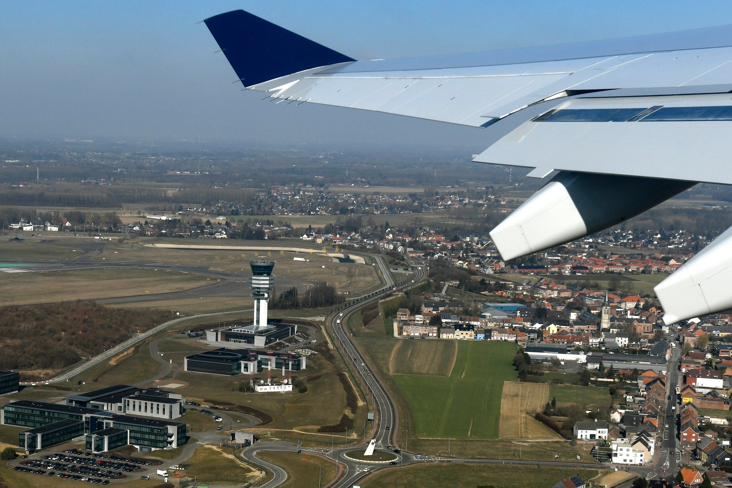 Problemen bij Belgocontrol opgelost: luchtverkeer wordt geleidelijk hernomen