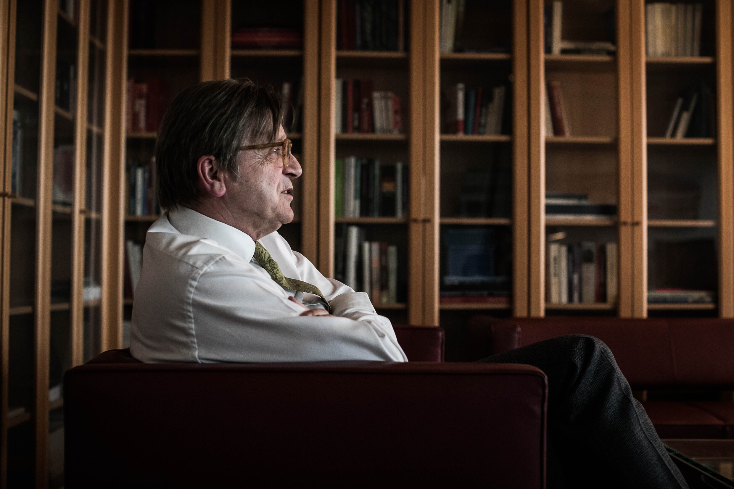 Verhofstadt: ‘Dit is niet de manier om een pandemie aan te pakken’
