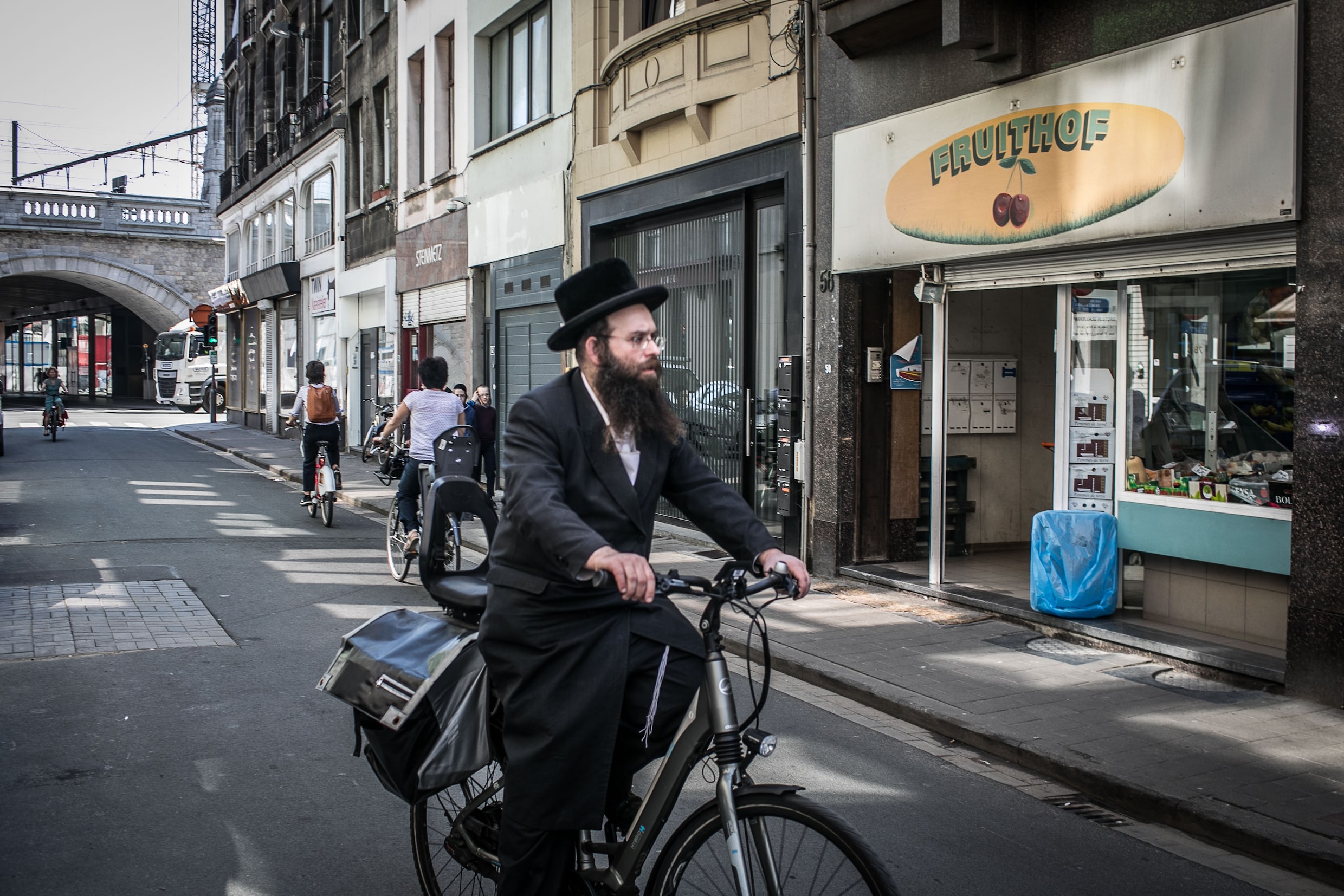 Geen lingeriereclame meer in Antwerpse Joodse wijk
