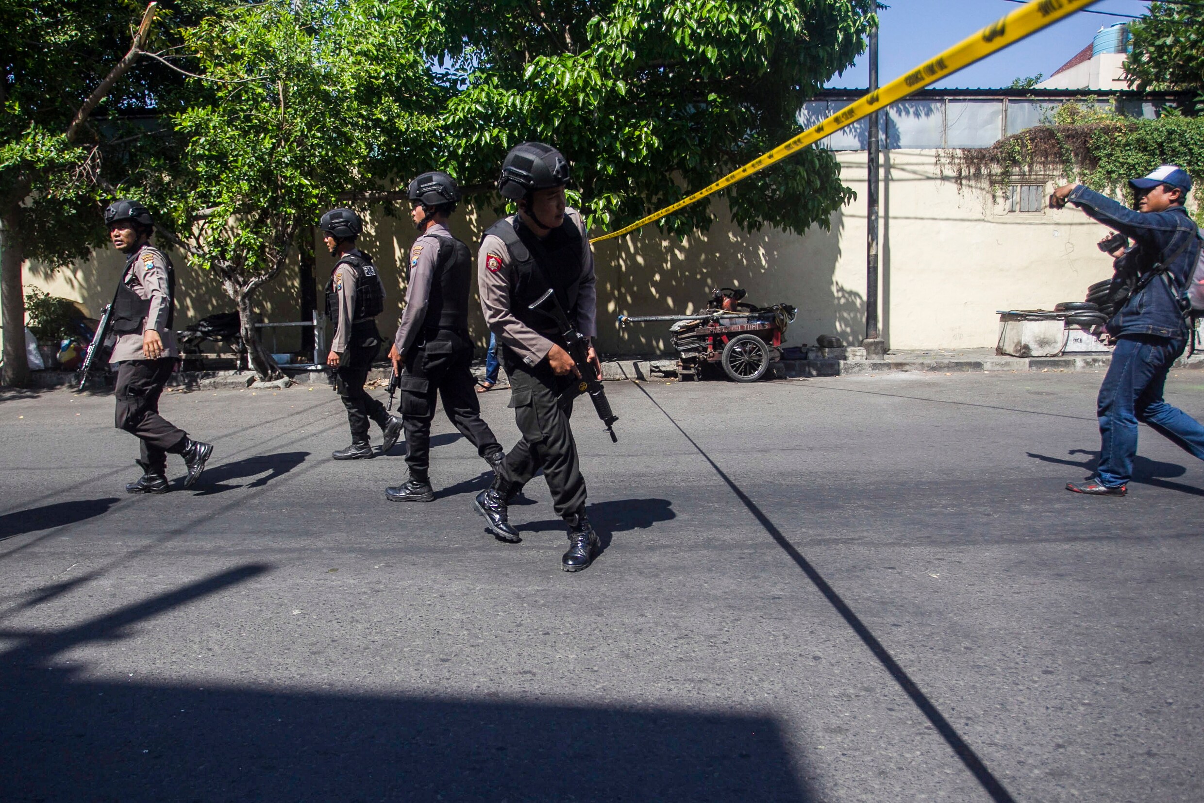 Vier terroristen gedood bij aanslag tegen Indonesische politie