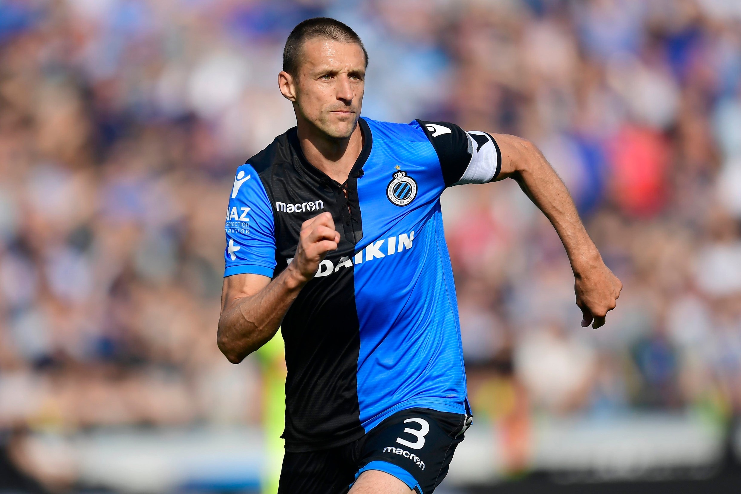 Club Brugge-coryfee Timmy Simons staat voor het eerst als T1 tegenover ...