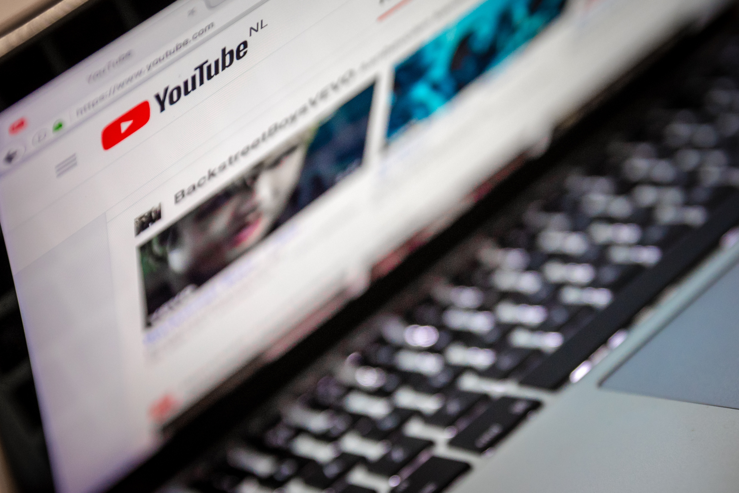 Muziek of video op internet? Auteursrecht betalen