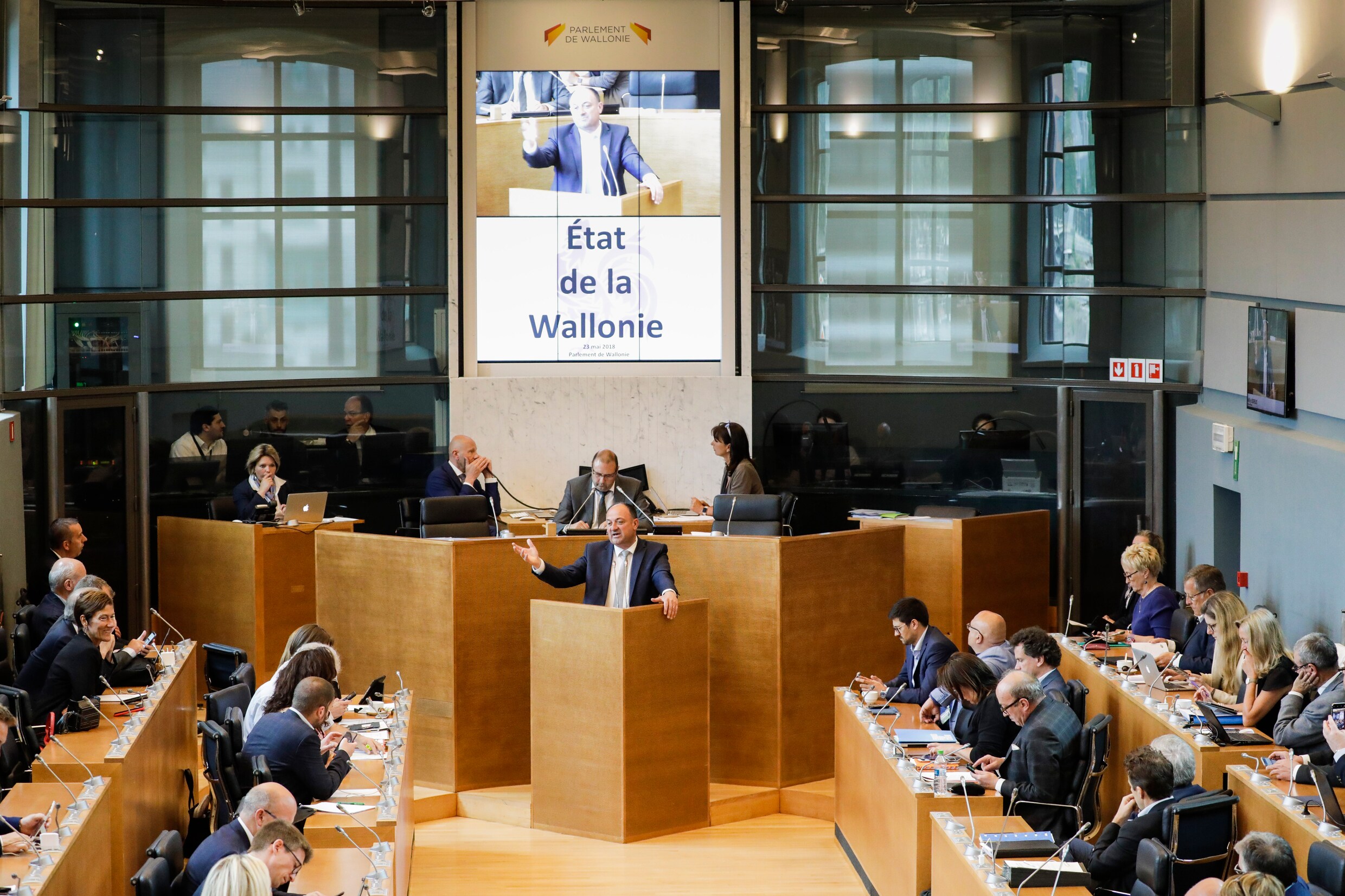"We lopen veertien jaar achter in Wallonië", zegt Waals minister-president Borsus