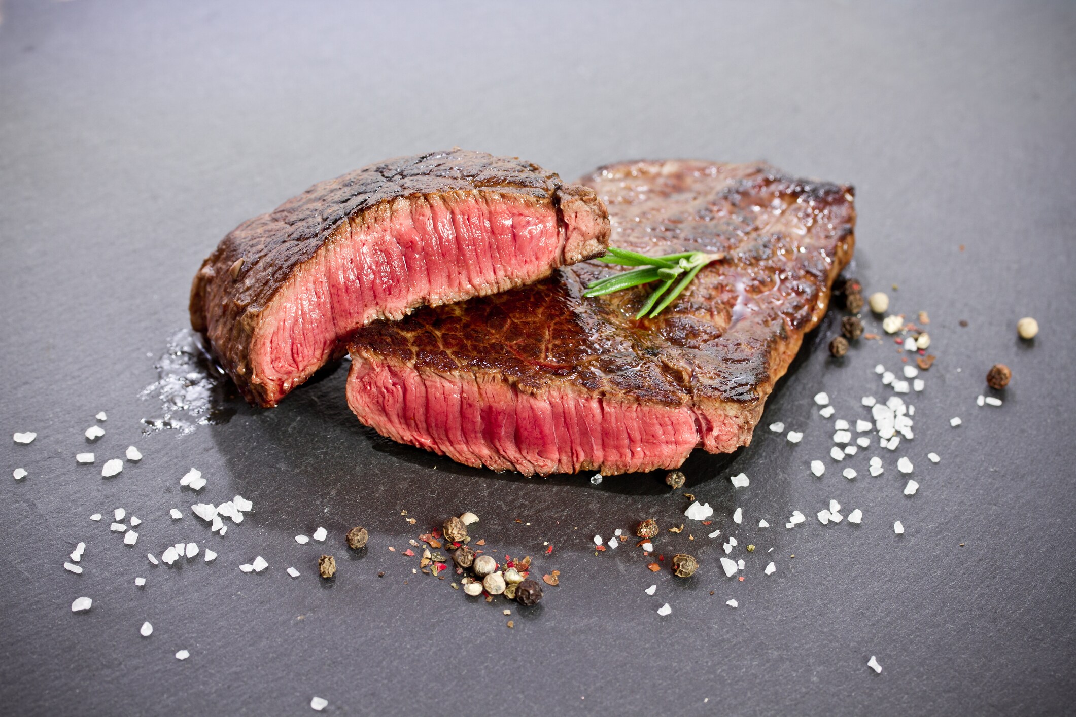 3. Rood vlees veroorzaakt darmkanker 