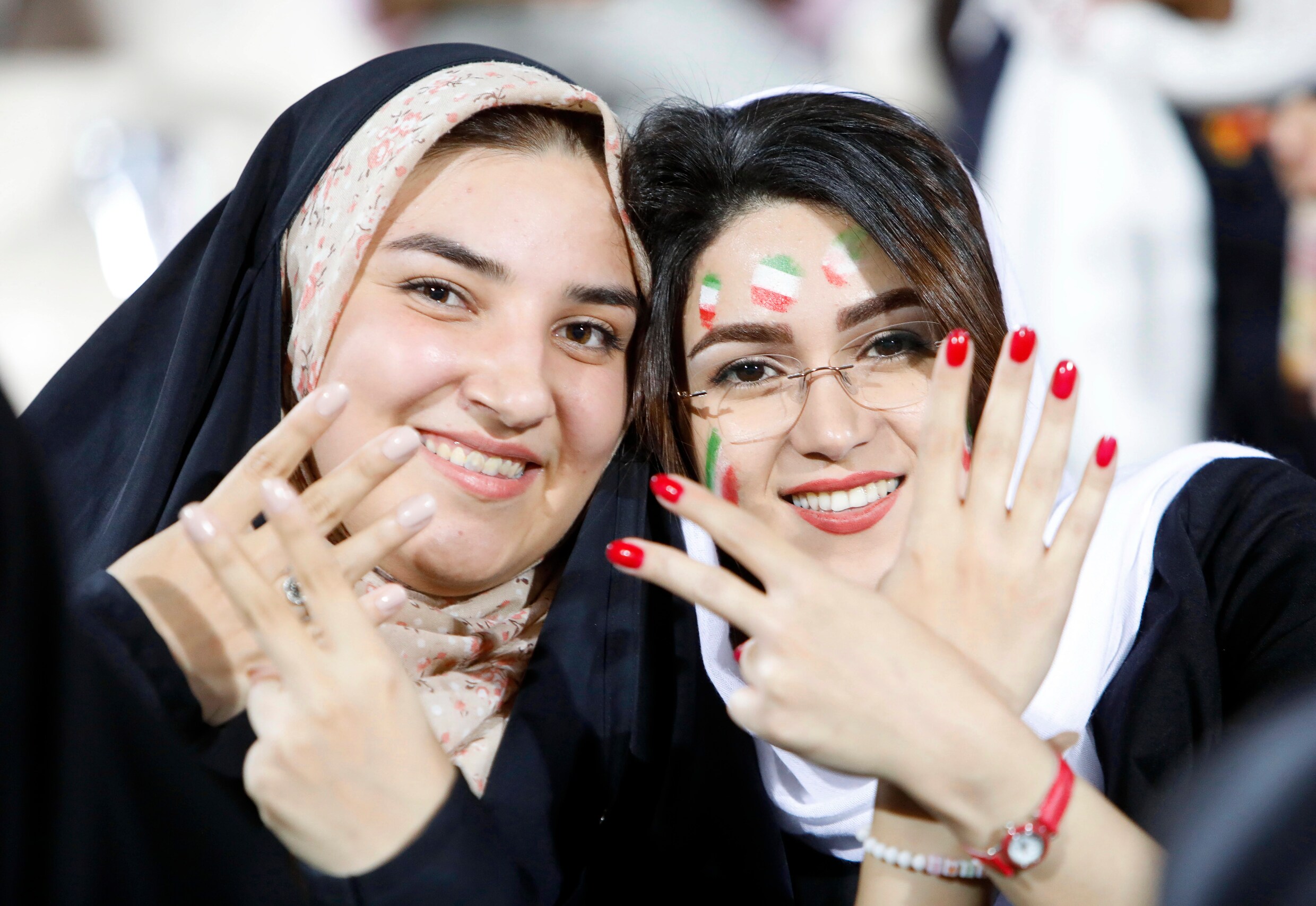Voor het eerst in 37 jaar weer vrouwen toegelaten in Iraans voetbalstadion