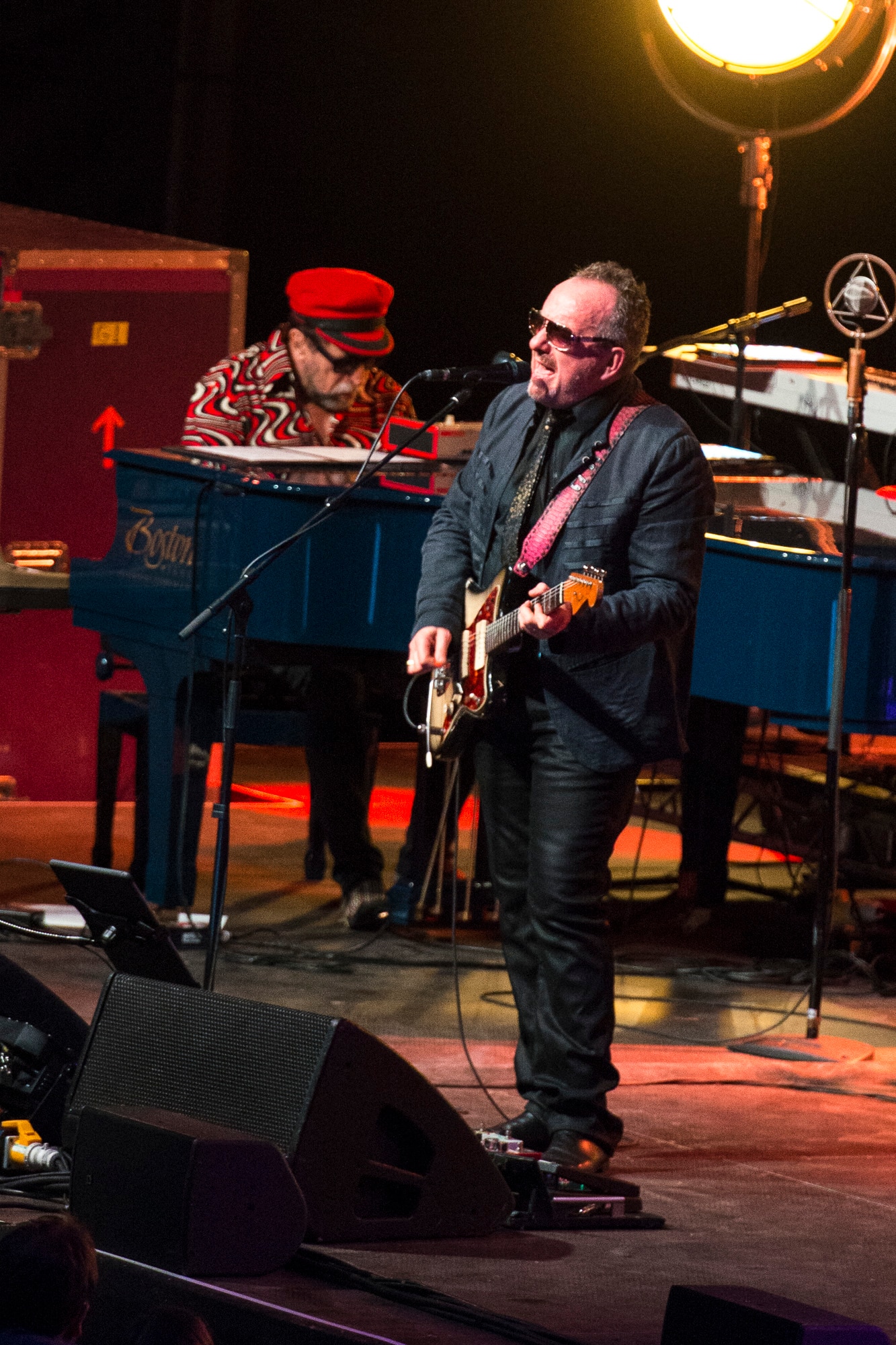 Elvis Costello scoorde in OLT Rivierenhof vaker en gracieuzer dan de Duivels en de Japanners samen
