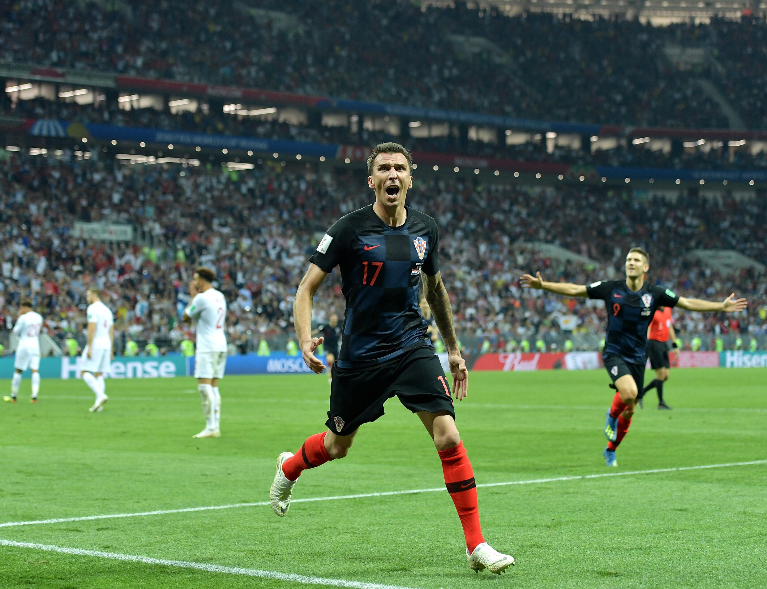 Verrassende Kroaten stoten door naar WK-finale na 2-1 winst tegen Engeland
