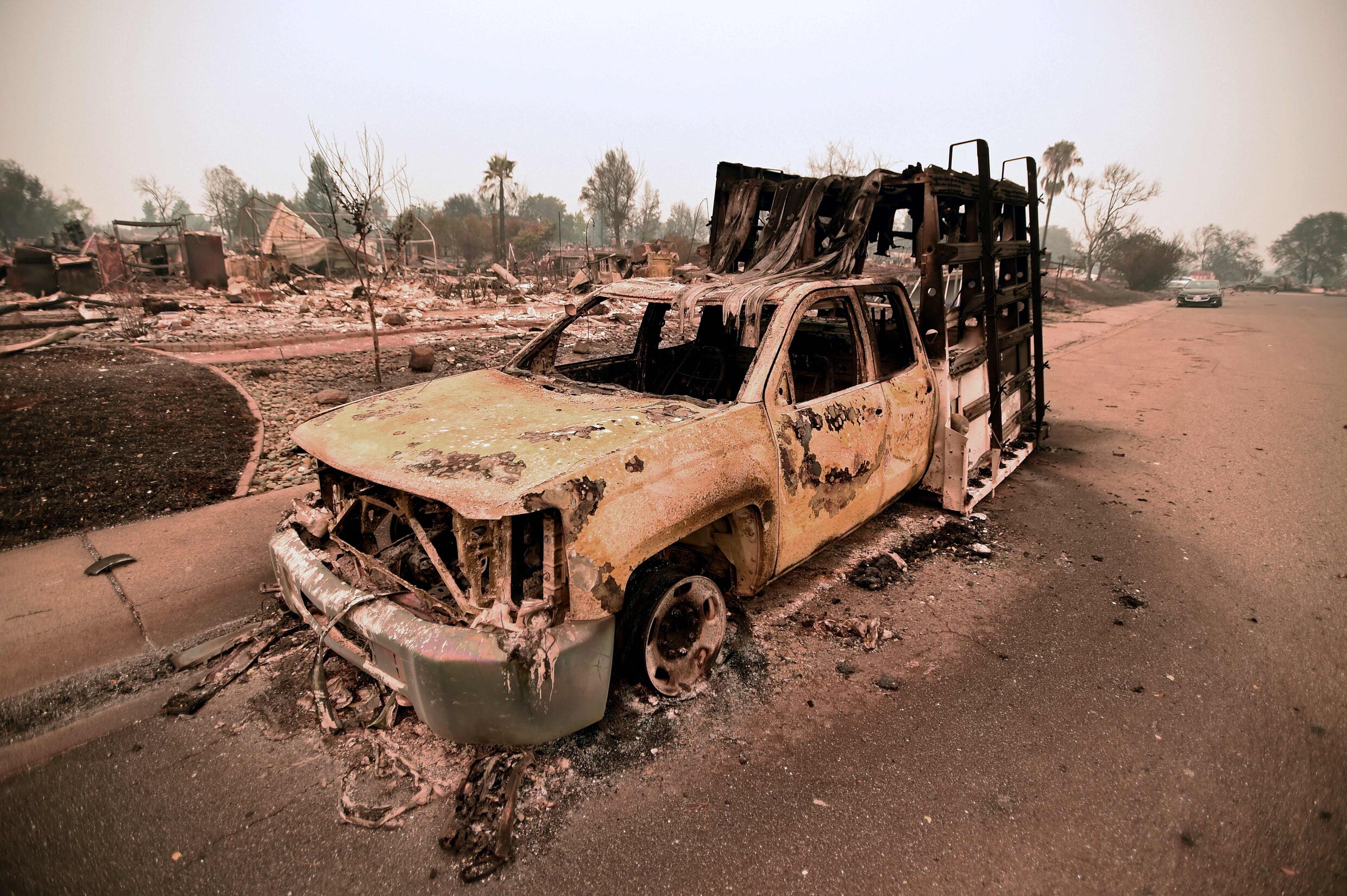 Al zes doden bij bosbranden in Californië