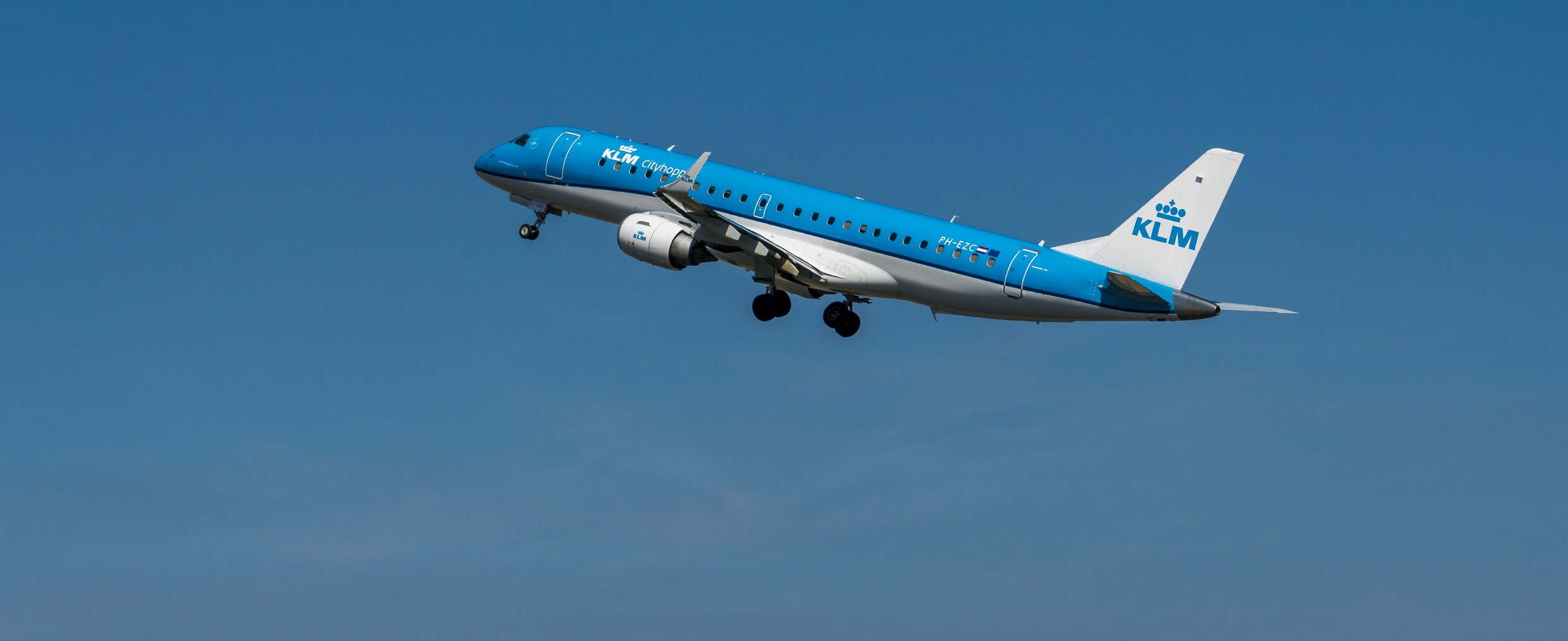 Piloten KLM dreigen met staking