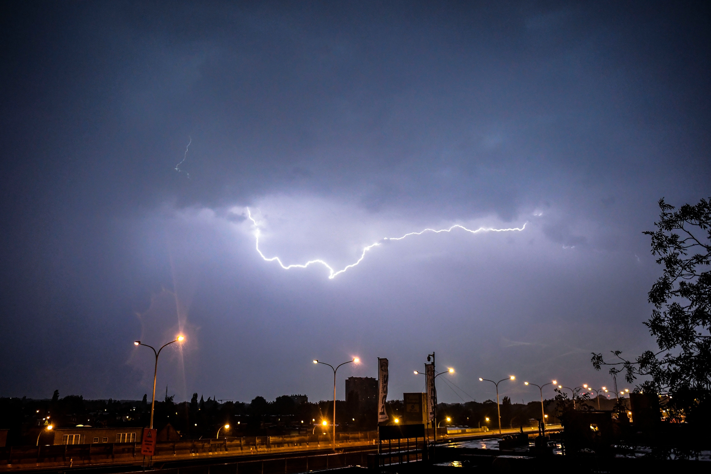 KMI waarschuwt met ‘code geel’ voor onweer in groot deel van het land