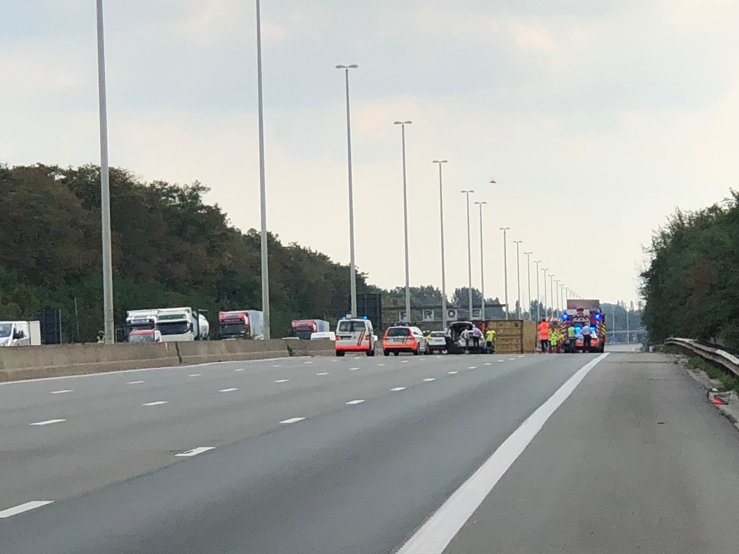E19 weer vrij na dodelijk ongeval met vrachtwagen