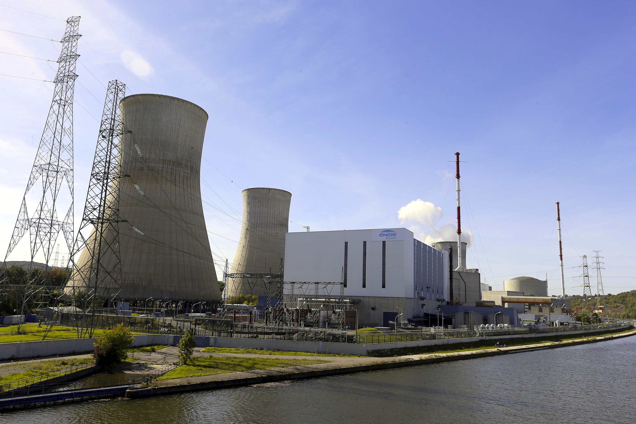 Nog meer problemen in kernreactor Tihange 2: betonijzer ligt niet volgens plan