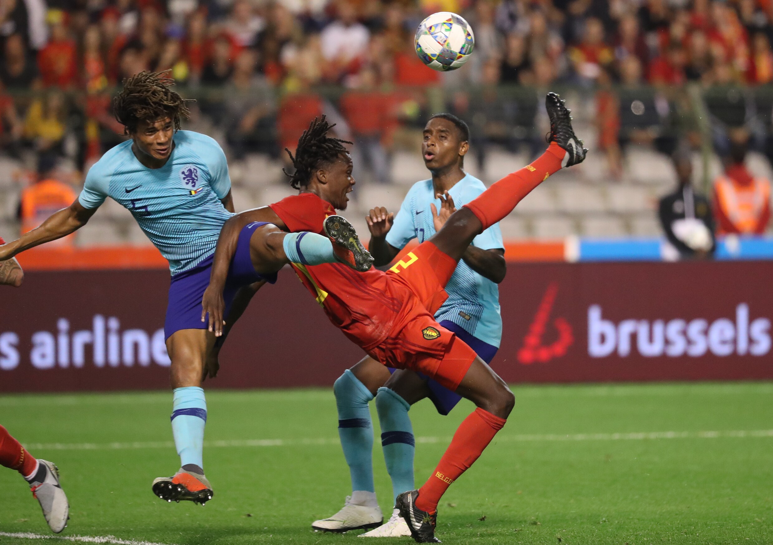 België en Nederland spelen gelijk in matige Derby der Lage Landen