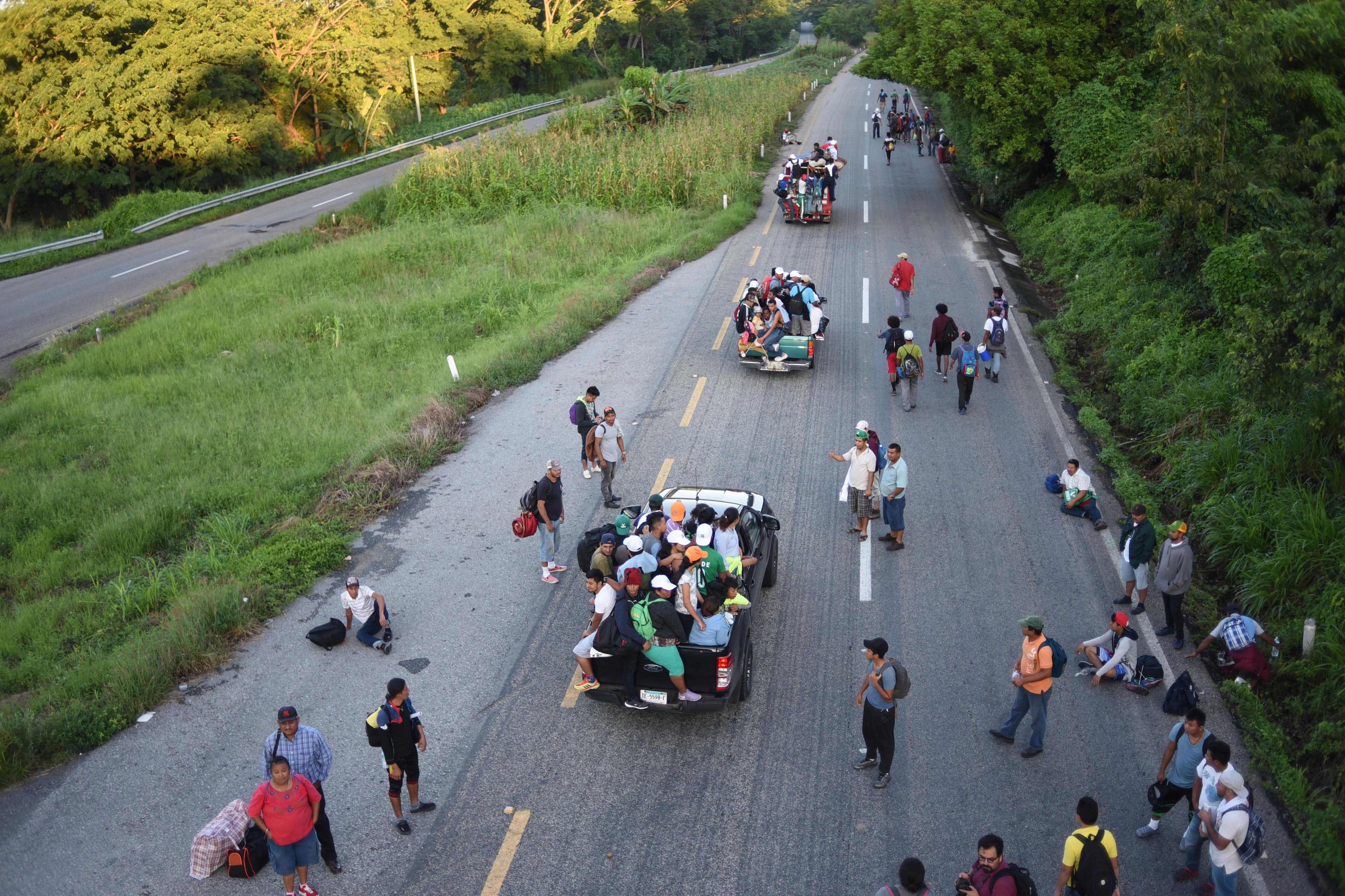 Trump stuurt soldaten naar Mexicaanse grens door naderende karavaan migranten