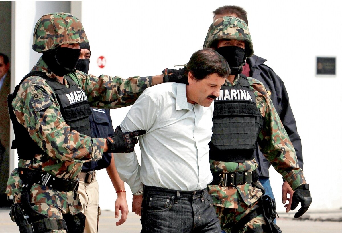 Lange, verlichte tunnels met ventilatie waarover karren vol drugs rolden: agent die ‘ongrijpbare’ El Chapo vatte spreekt